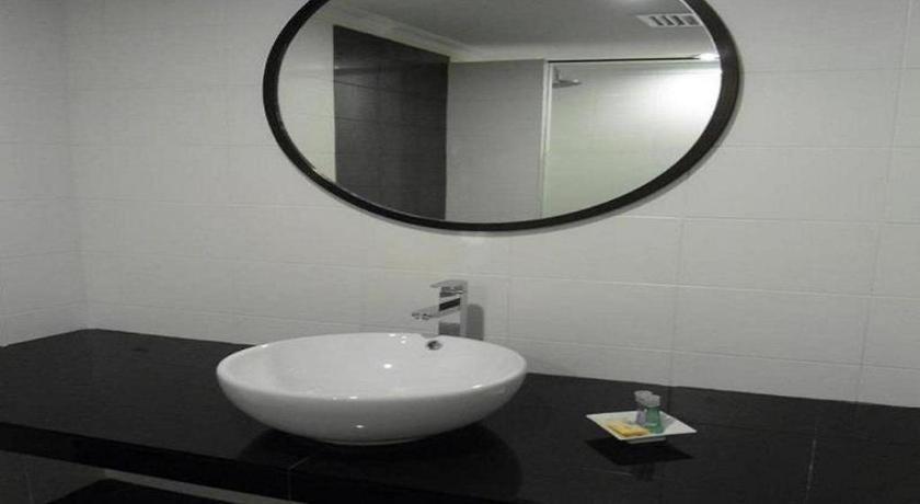 Regent Hotel Бинтулу Экстерьер фото