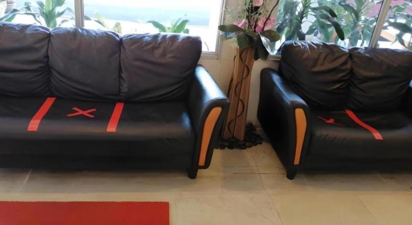 Regent Hotel Бинтулу Экстерьер фото